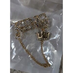 King Tassel Gold Tone Y2K Glam/Bling‎ Brooch Royalcore Meets Streetwear